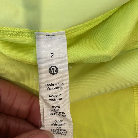 Lululemon Speed Ups Sz 2 in Highlight Yellow - Picture 4 of 6